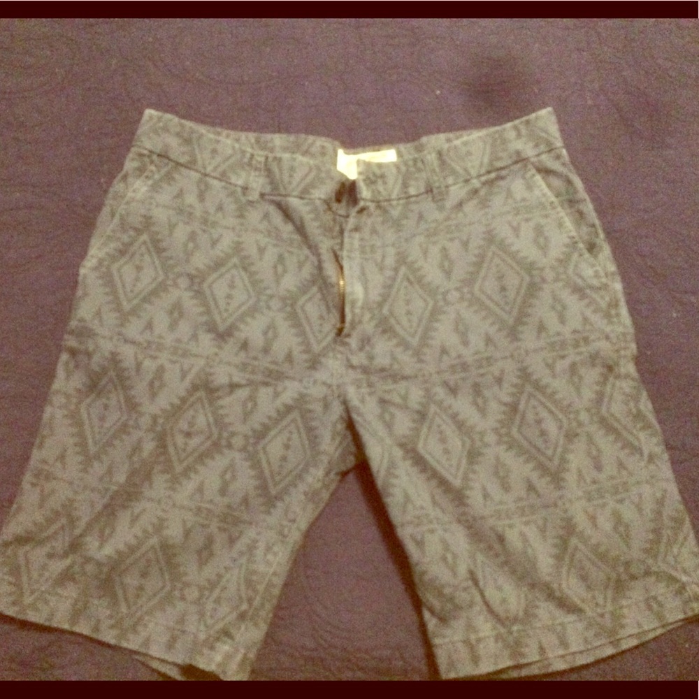Waist 34 Arizona Southwest Pattern Shorts